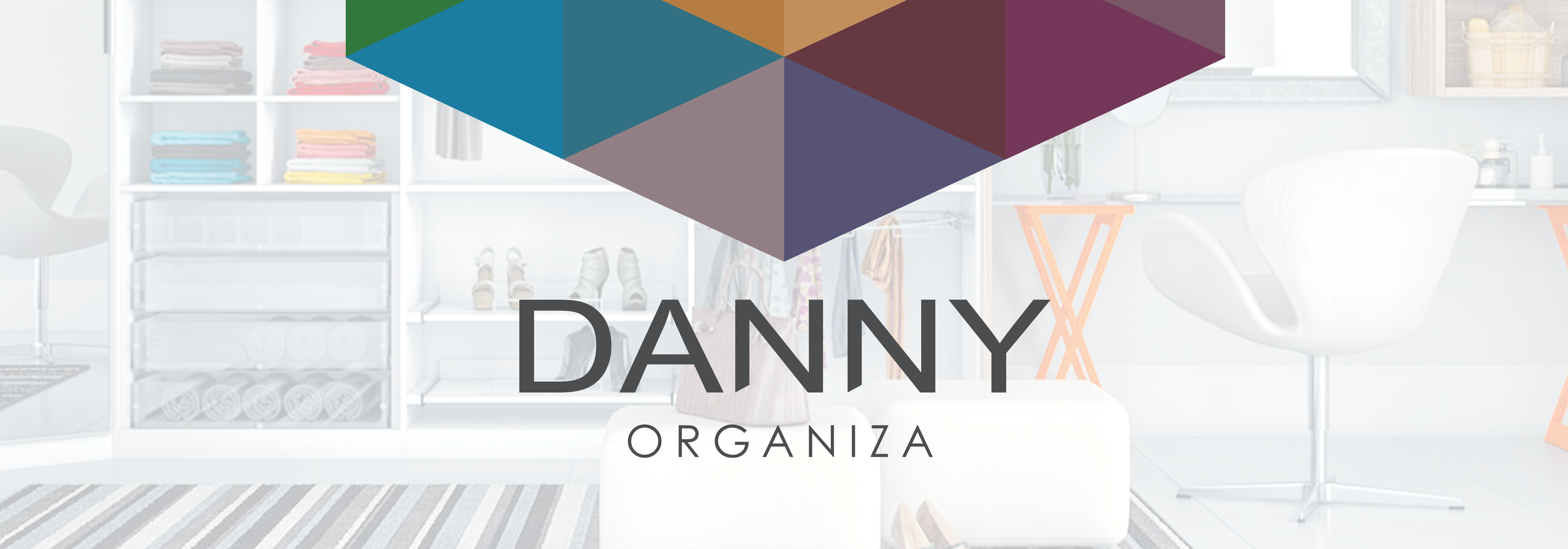 Danny Organiza by Daniela Forestieri